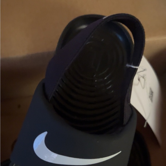 Nike slides - Picture 2 of 3